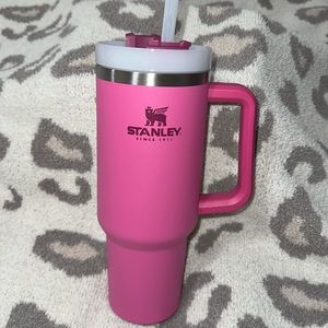 EUC Stanley 40oz